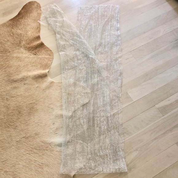 Bundle of Gold Lame Silver Netting & Wired Ribbon - Picture 13 of 16